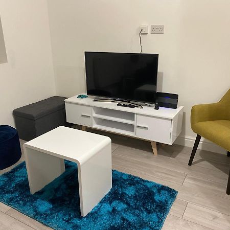 Marie'S Serviced Apartments- 2 Bedroom City Stay Bedford Dış mekan fotoğraf