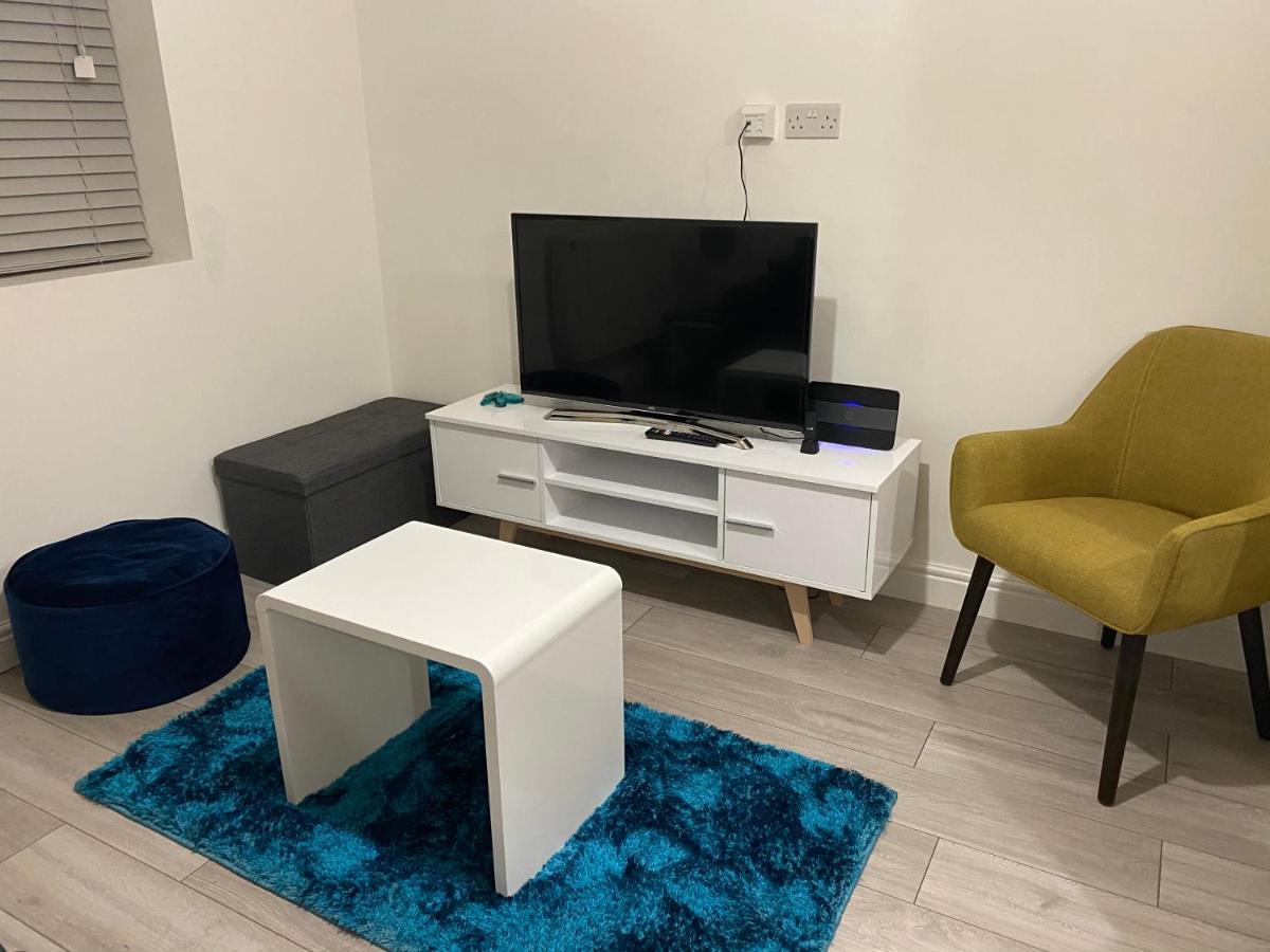 Marie'S Serviced Apartments- 2 Bedroom City Stay Bedford Dış mekan fotoğraf