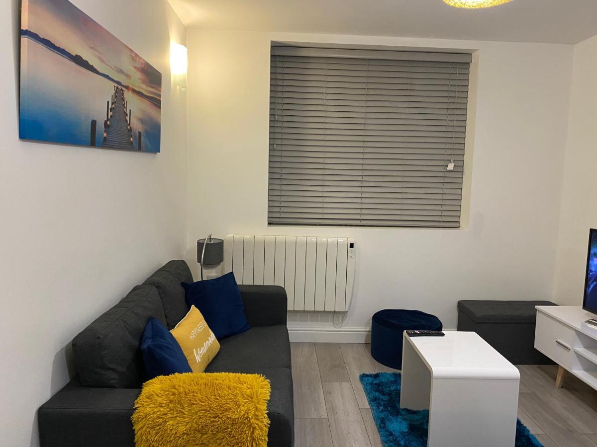 Marie'S Serviced Apartments- 2 Bedroom City Stay Bedford Dış mekan fotoğraf